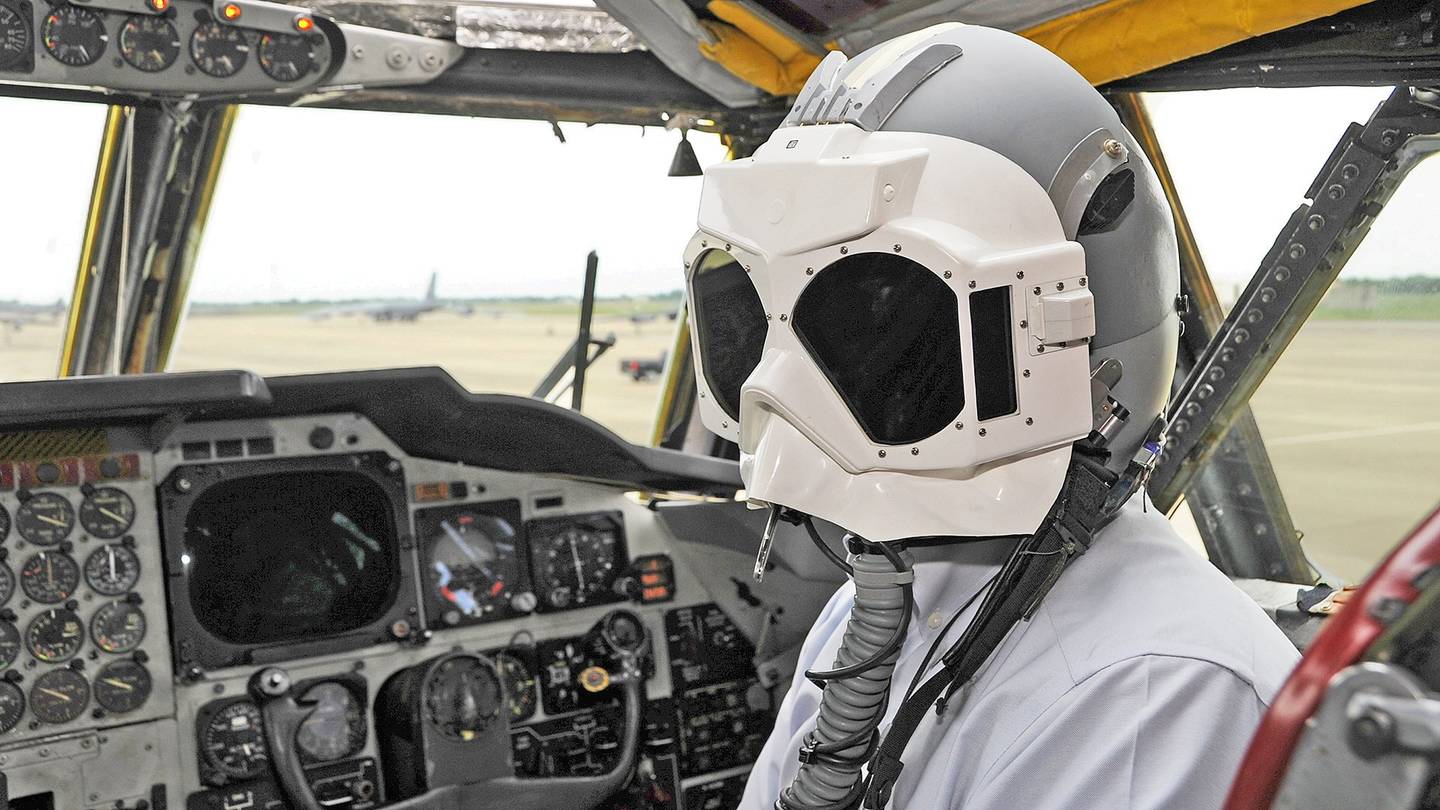 USAF Bomber Pilots Gear amidst Nuclear Apocalypse