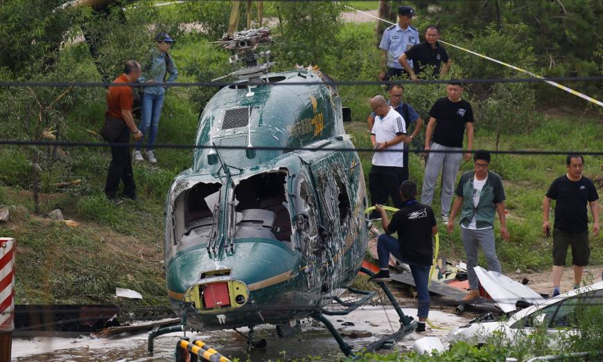 Bell 429 Helicopter Crashed near Jixiangsi bridge, Beijing with 4 On-board 