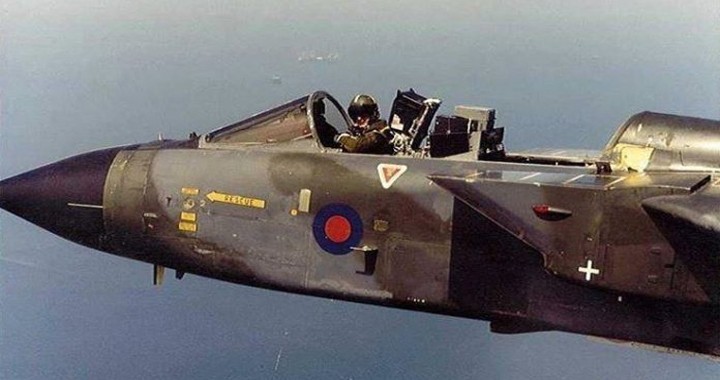 Pilot Keith Hartley Flying Panavia Tornado with the canopy off at 500 knots