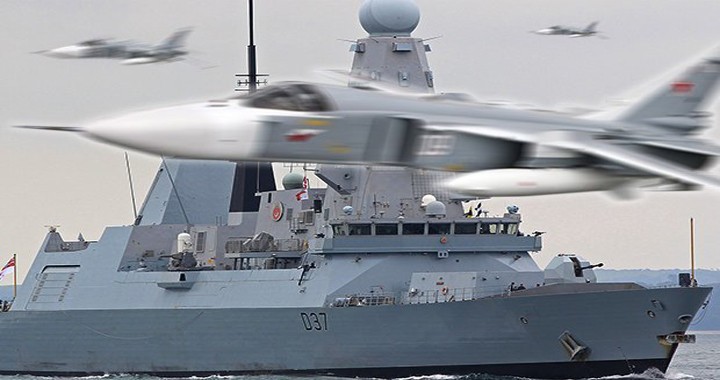 17 ‘hostile’ Russian fighter jets buzzed Royal Navy warship near Crimea 