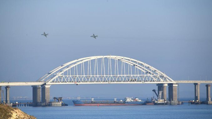 Russia Deploys Su-25 Jets & Helicopters to blocks passage in Kerch Strait