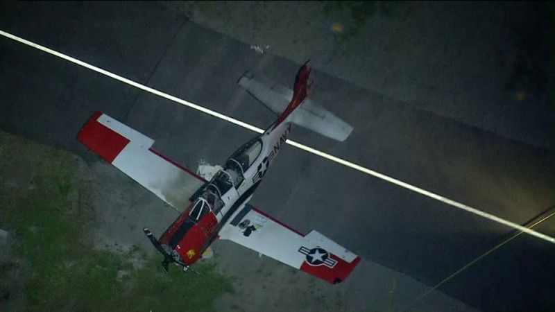 Cessna 152 crashed after a mid air collision with a North American T-28B Trojan at Compton airport, 1 dead & 1 injured