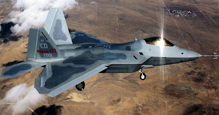 That time a U.S. Air Force F-22 Raptor stealth fighter jets lose radar-absorbing coating in Syria