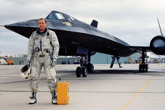 Bob Gilliland, the First Man to fly the iconic SR-71 Blackbird, Passes Away at the age of 93