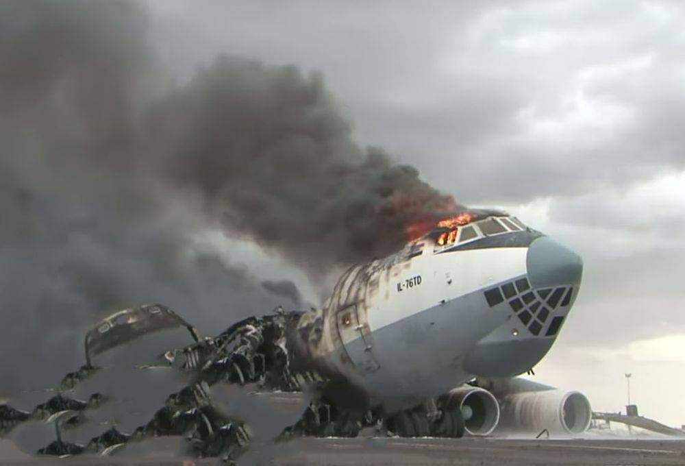Two Ukrainian Ilyushin Il-76 Cargo plane destroyed by Airstrike on Libya's Al Jufra Airbase