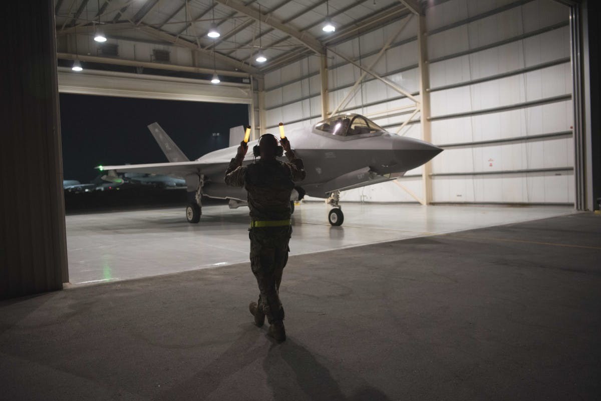Watch: USAF F-35 and F-15 JETS Drop 80,000 Pounds Of Bombs on ISIS Positions in Iraq