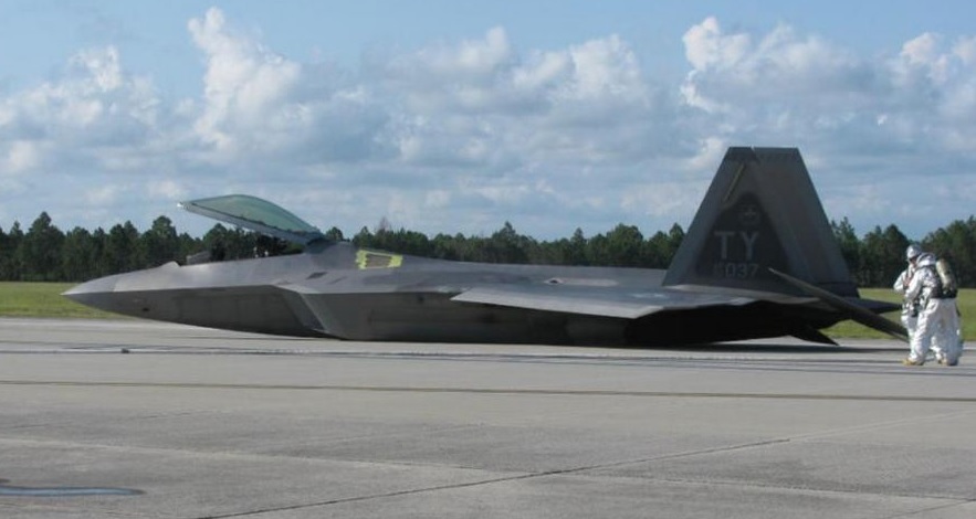 U.S. Air Force F-22 Raptor That Crash Landed 7 Years Ago Takes To The Sky Again