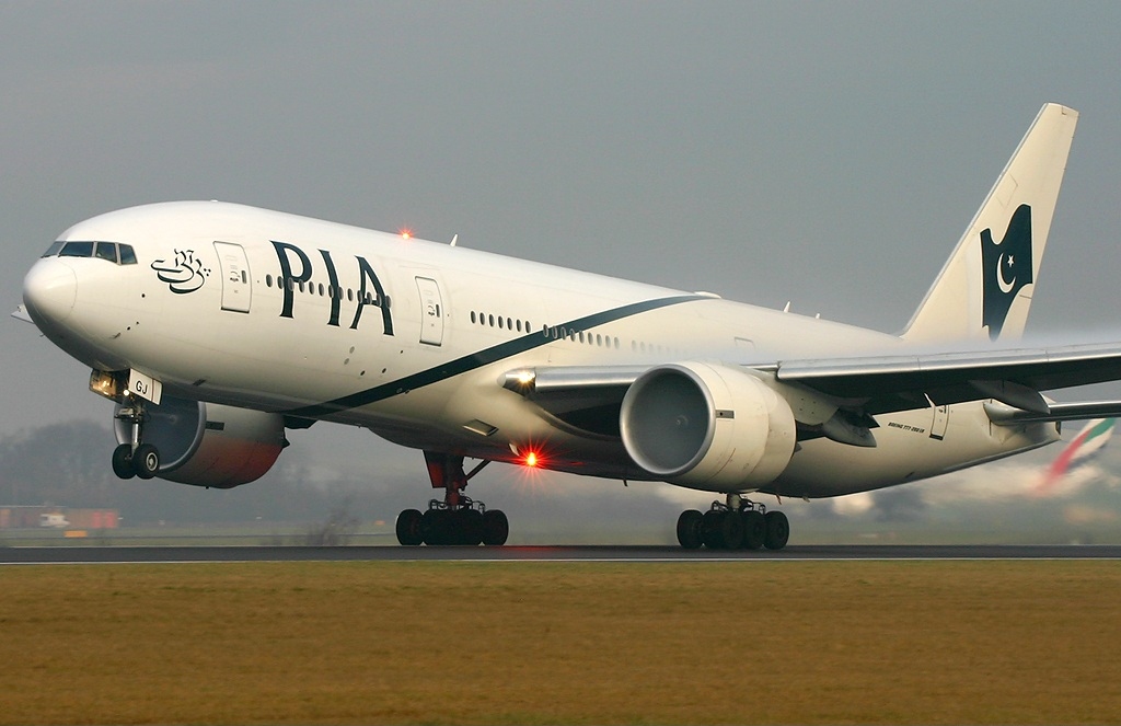 Czech & Hungarian Air Force Fighter Jets Scrambled After PIA Boeing 777 Loses Radio Contact Over Europe