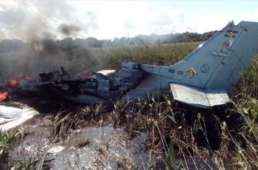 Bolivian Air Force Plane Crash Kills Six, Including Four Spanish Citizens