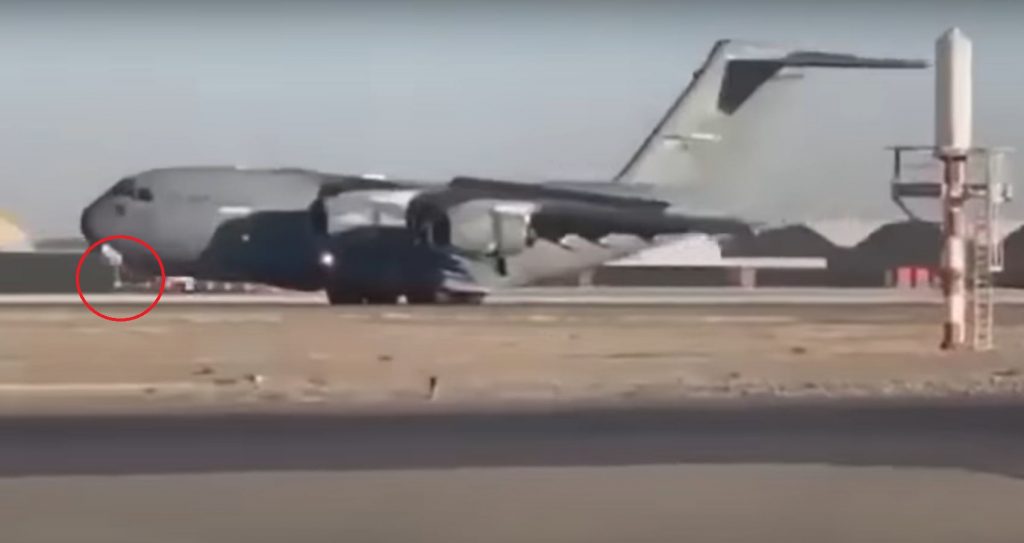 Watch: USAF C-17 Globemaster III Successful Performing Nose Gear Up Landing In Afghanistan