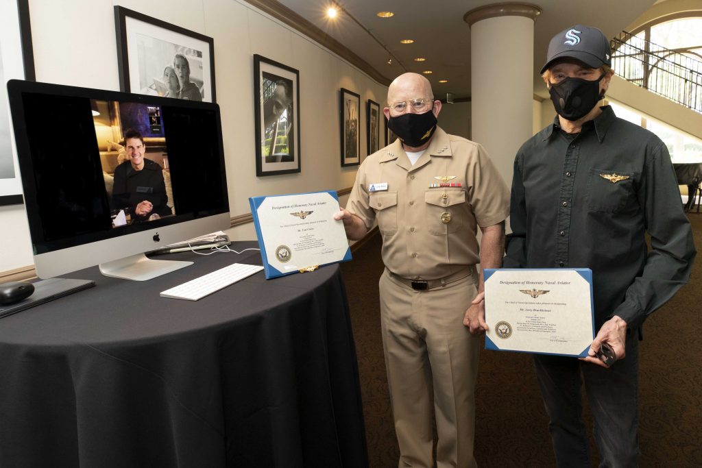 Top Gun Actor Tom Cruise Named Honorary Naval Aviators 