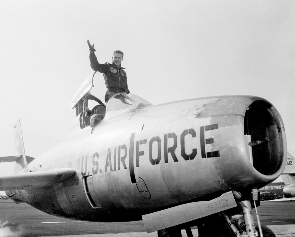 66 Years Ago Today Two Airforce Pilots Broke The Speed Record From Los Angeles to New York