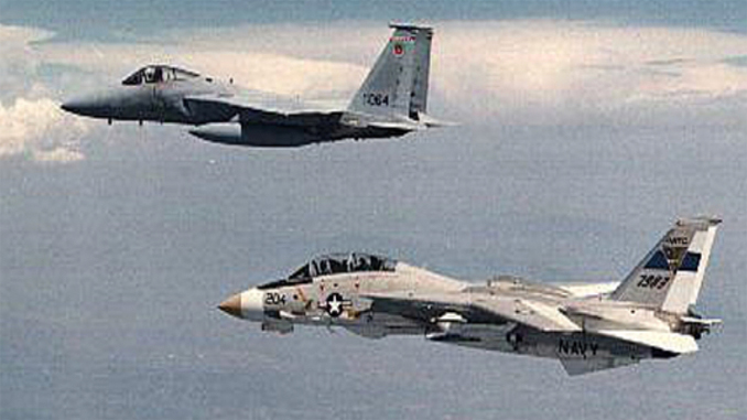 F-14 Tomcat Vs F-15 Eagle (Who Wins)?