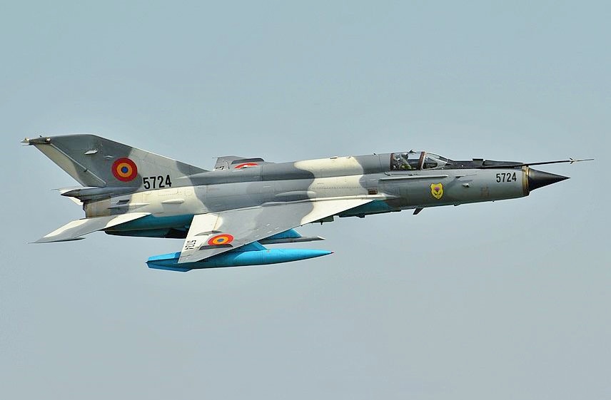 Romanian Air Force MiG-21 Lancer Crashes In Mureș, Pilot Injured