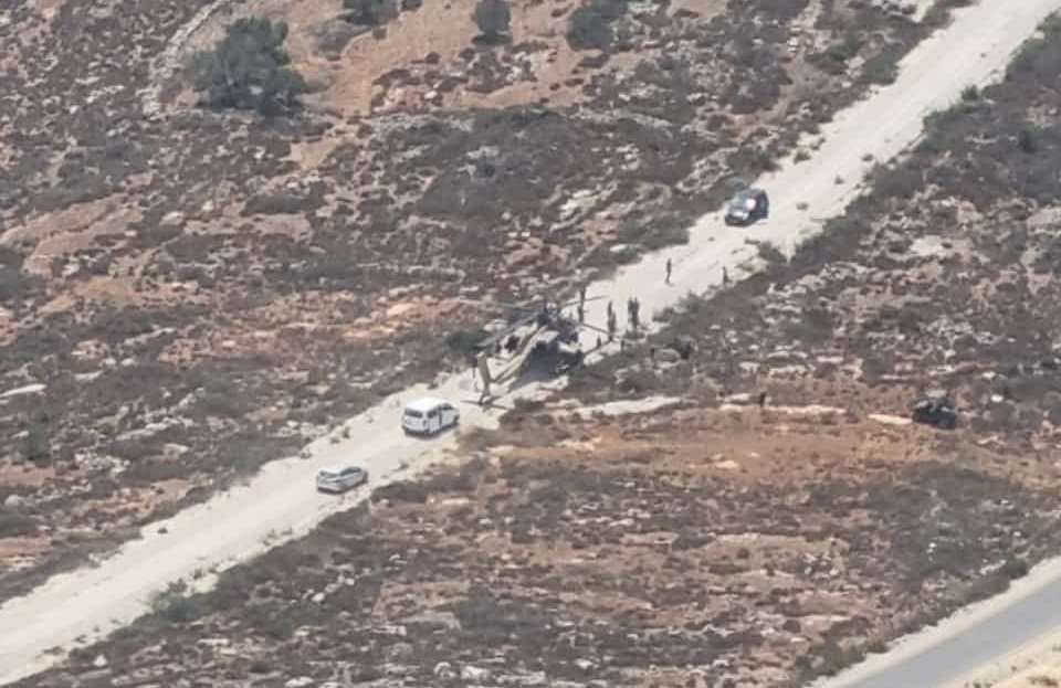 Israeli Defence Force AH-64A Peten Helicopter Makes Emergency Landing On-Road