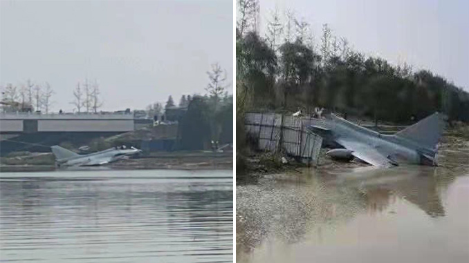 Video Shows Chinese J-10S Fighter Jet Crashing Into River