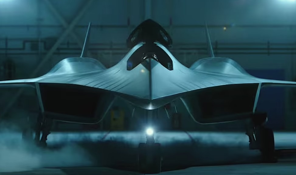 Top Gun: Maverick SR-72 Darkstar Full-size Mock-up Freaked Out China