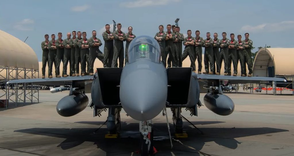 Experience Flying F-15E Strike Eagle From Pilot’s Perspective 
