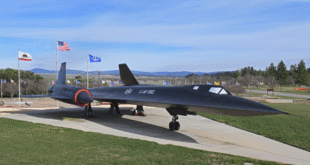 Is the SR-71 Blackbird STILL the Fastest Jet Ever?